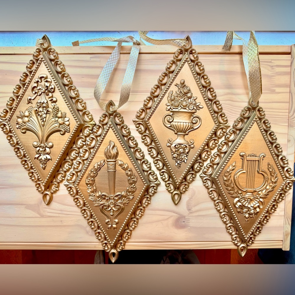 Homco USA Vintage Wall Plaques Bronze Gold Tone